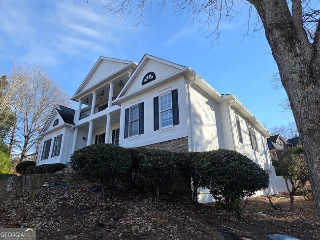 Foto del edificio - 166 Glen Eagle Way