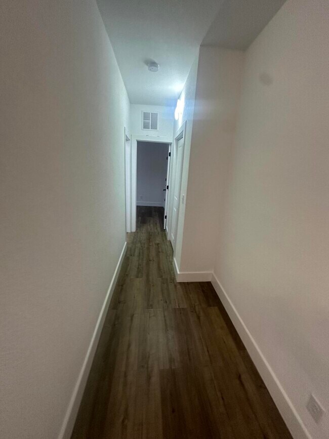 Foto del edificio - 624 S 12th St