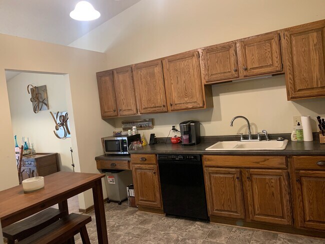 Kitchen - 17016 Excelsior Blvd