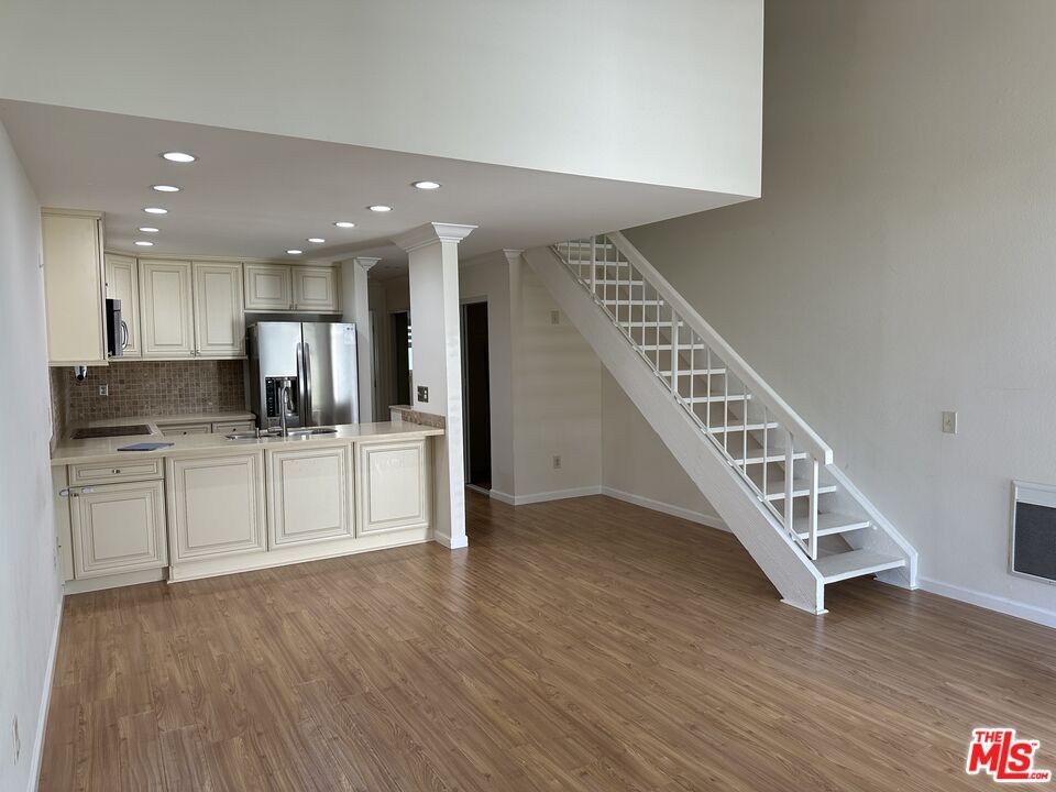 Foto principal - 21323 Norwalk Blvd