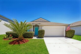 Building Photo - 95167 Timberlake Dr