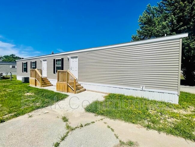 Foto del edificio - 364 Shady Brook Hts