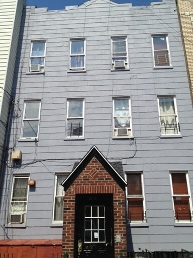 Primary Photo - 530 27th St