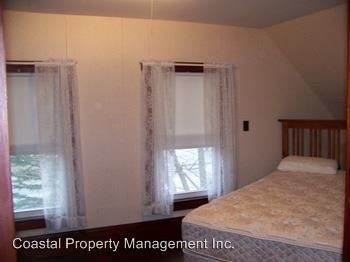 Building Photo - 3 br, 1 bath House - 27 New County Road