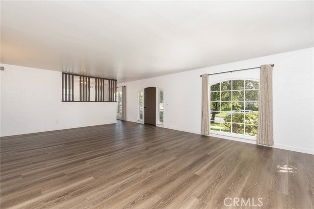 Foto del edificio - 4213 Wilkinson Ave