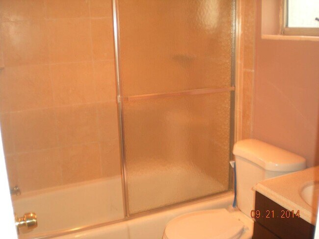 Foto del edificio - 338 W Ocean Ave