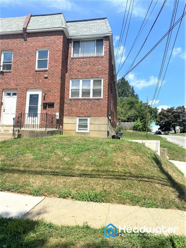 Building Photo - 3401 Berkley Ave