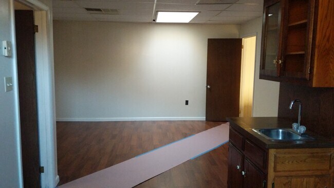 Foto del edificio - 1494 N Charlotte St