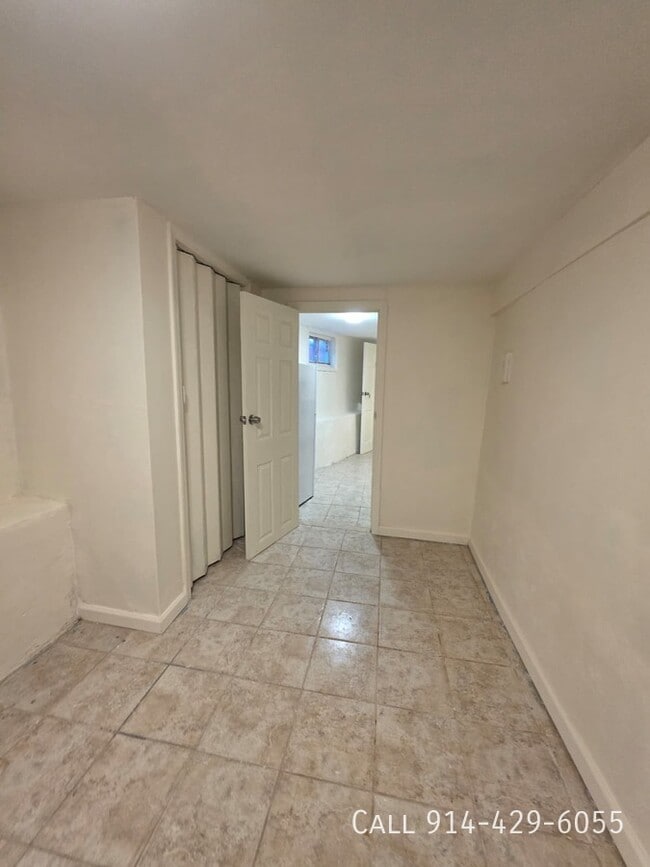 Photo - 104 Oak St Apartment