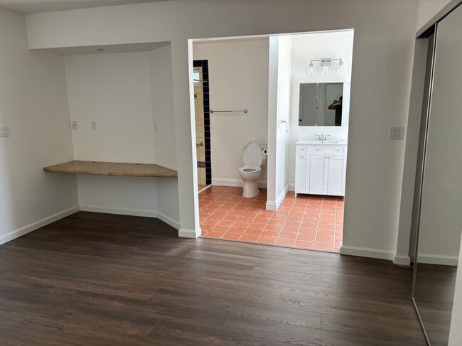 Building Photo - 4315 Bonillo Dr