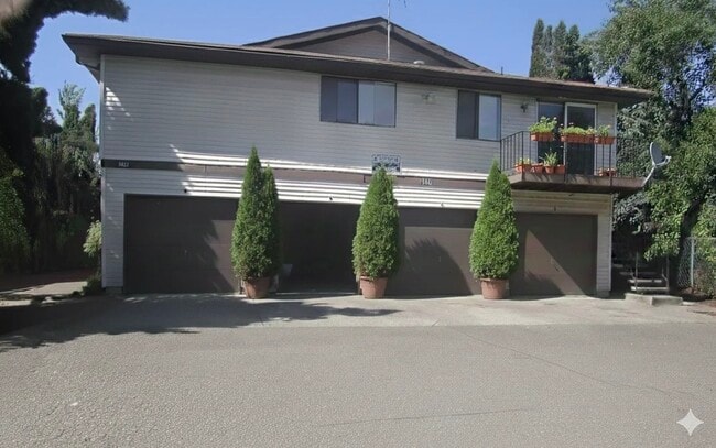 Building Photo - 216 Ellingson Dr