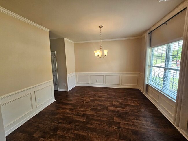 Foto del edificio - 502 Eagles Rest Dr