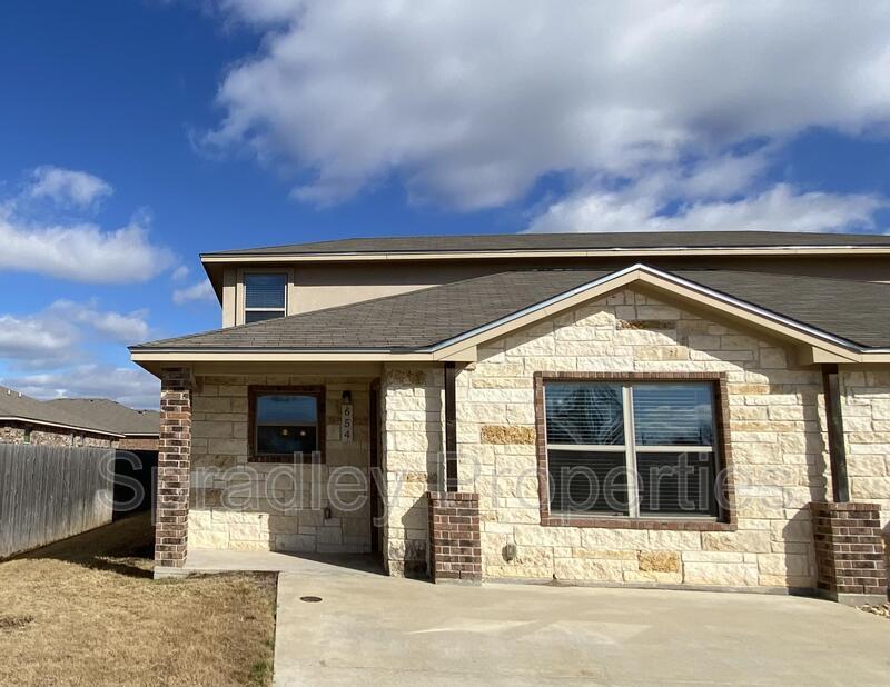 654 Laila Ln, Belton, TX 76513 Condo for Rent in Belton, TX