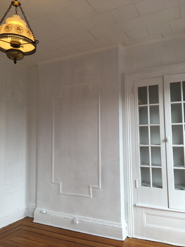Original details - 66 Mercer St