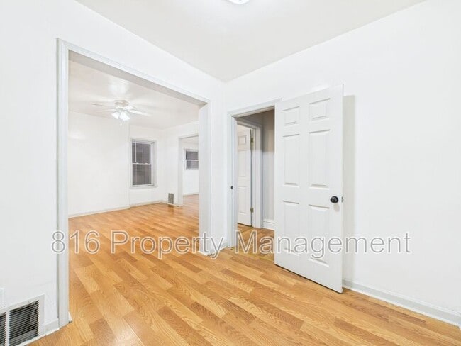 Foto del edificio - 2710 Park Ave