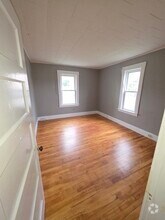Building Photo - 205 Woodland St