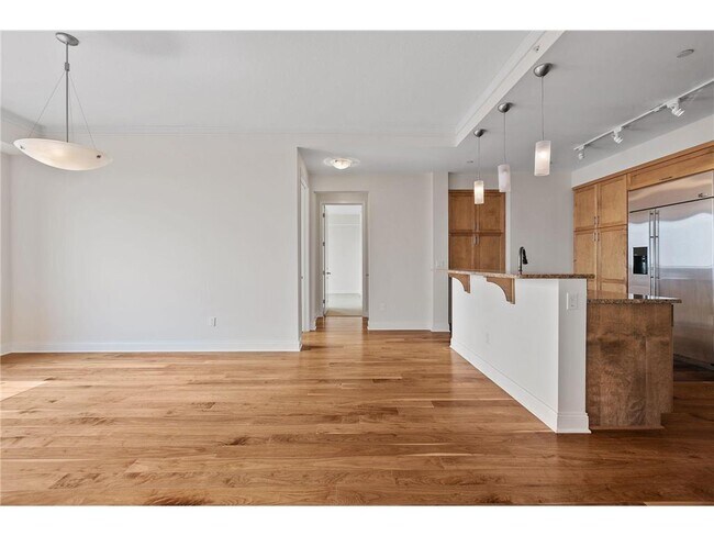 Building Photo - 100 3rd Ave S