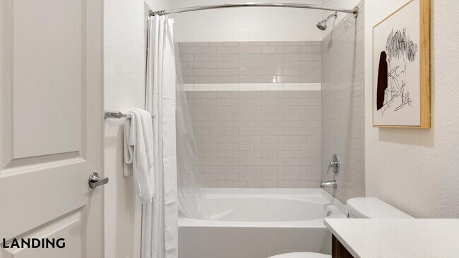 Foto del edificio - 9301 Summit Centre Way