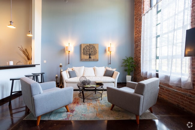 Leasing Office - Mayfair Lofts