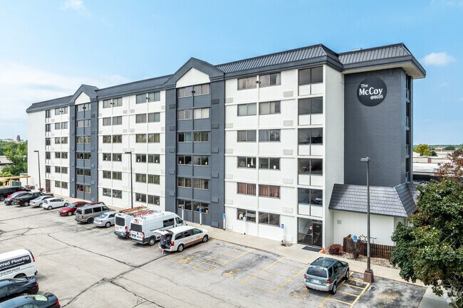 Foto del edificio - The McCoy at 8035 Apartments - Clive