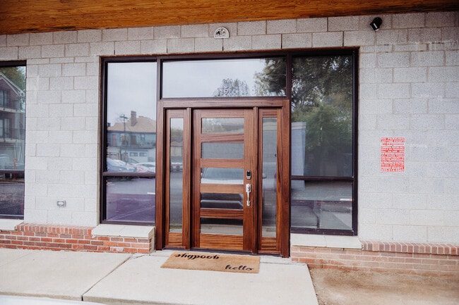 Foto del edificio - 275 S Limestone