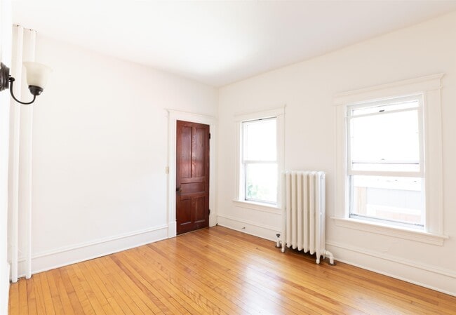 Building Photo - 7 Fletcher Pl