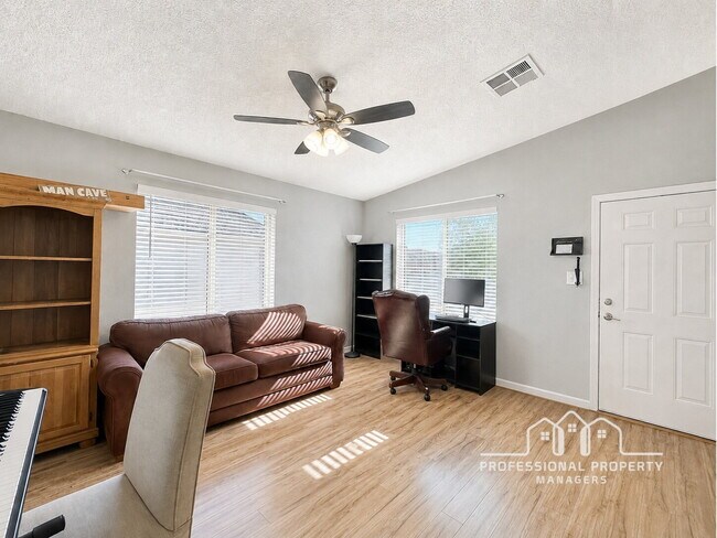 Building Photo - 4441 S Desert Willow Wy