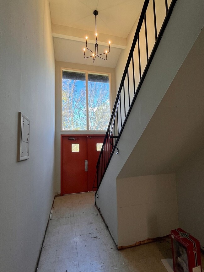 Building Photo - Twin Oaks Apartments