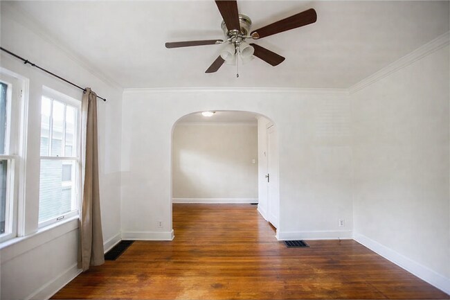 Foto del edificio - 4716 Guilford Ave