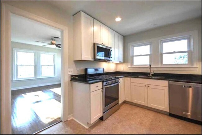 Foto del edificio - 1415 Newfield Ln