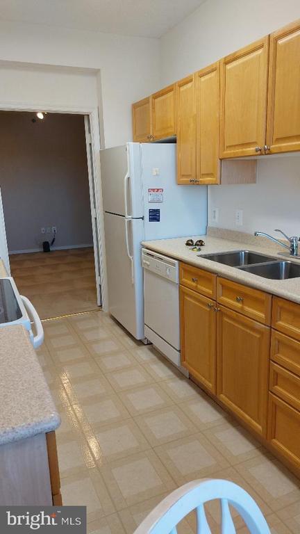 Foto del edificio - 3210 N Leisure World Blvd