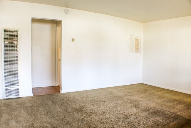 Foto del edificio - 2917 Elizabeth Ln