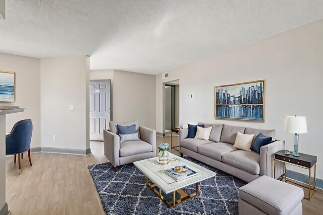 Foto del edificio - The Bristol at Sunset Apartment Homes