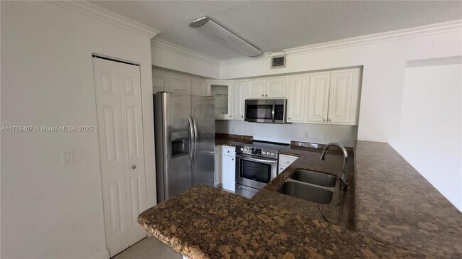 12166 St.Andrews Pl - 12166 St.Andrews Pl Apartment