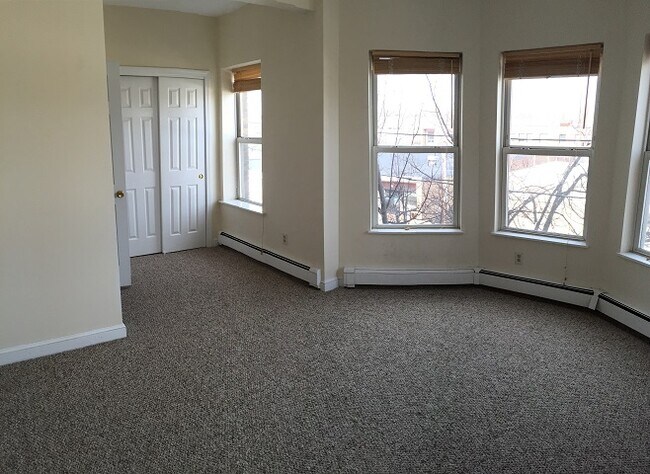 Foto del edificio - 122 Berkshire St