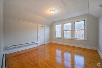 Building Photo - 49 Johnson St