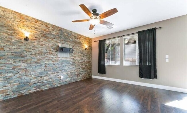 Foto del edificio - 10622 S Blue Larkspur Ct
