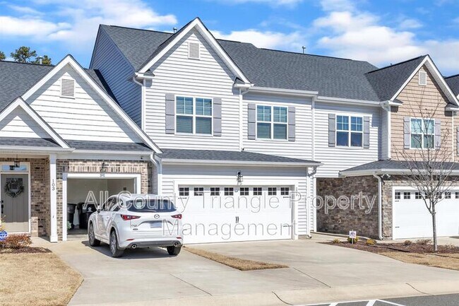 Building Photo - 105 Navan Glass Dr