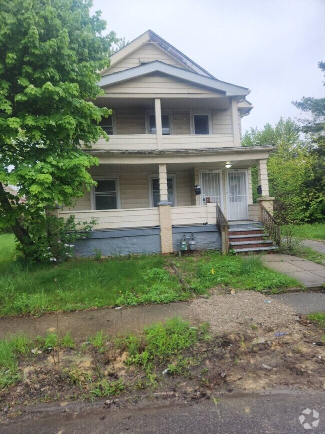 Building Photo - 934 Alhambra Rd