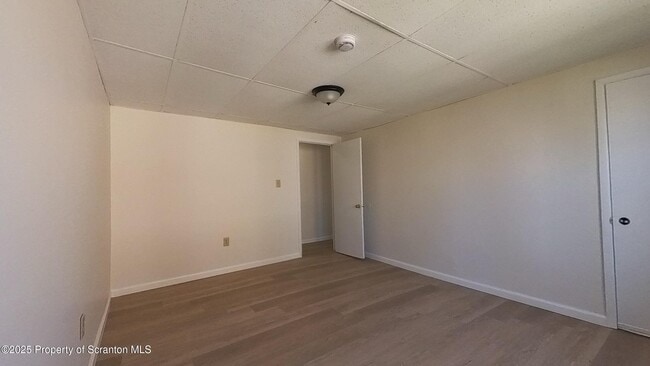 Building Photo - 86 Lee Park Ave