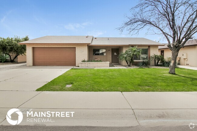 Building Photo - 5725 W Yucca St