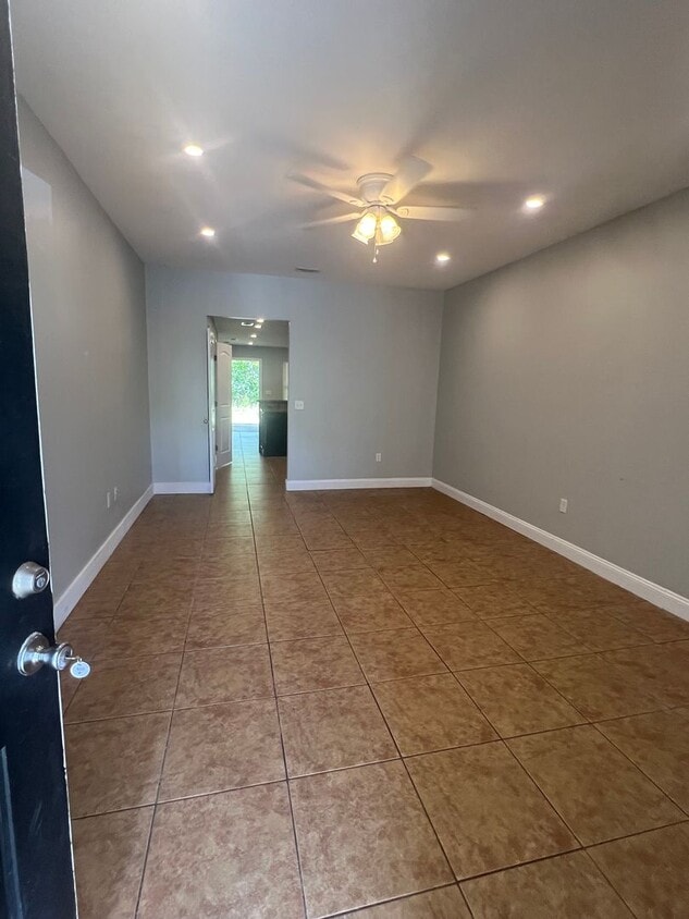 Primary Photo - Spacious 3 Bedroom /2 Bathroom Home