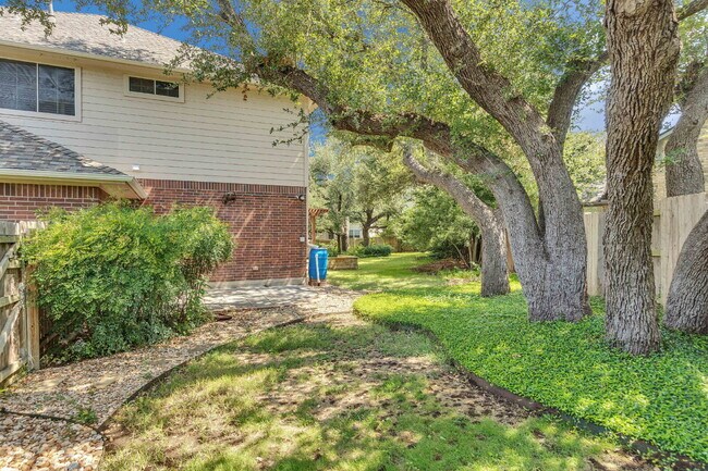 Building Photo - 308 Chesapeake Bay Ln S