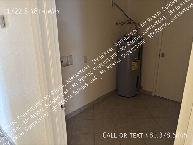 Foto del edificio - 1722 S 48th Way