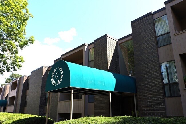 Foto del edificio - 16 Shrewsbury Green Dr