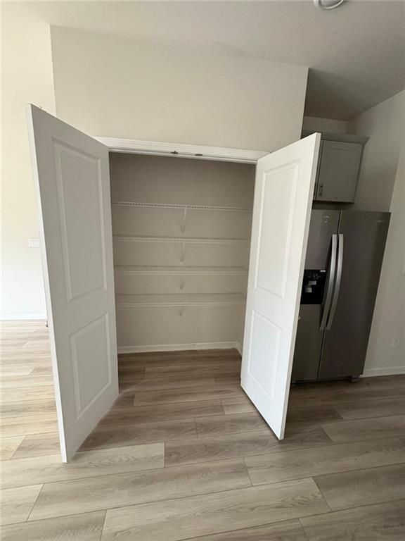 Foto del edificio - 1472 Villageside Ct