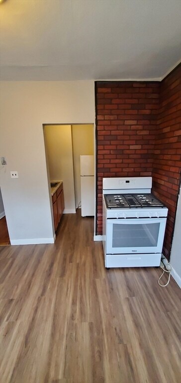 Foto del edificio - 130 Talbot Ave