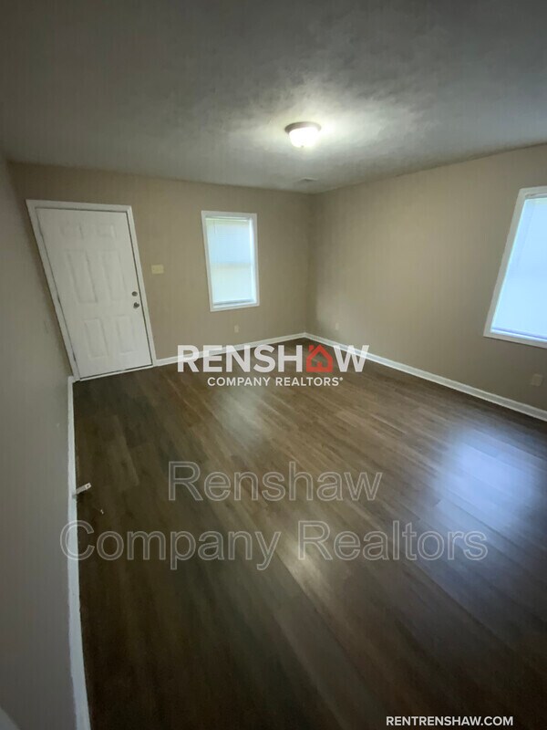 Foto del edificio - 414 Wilson Dr