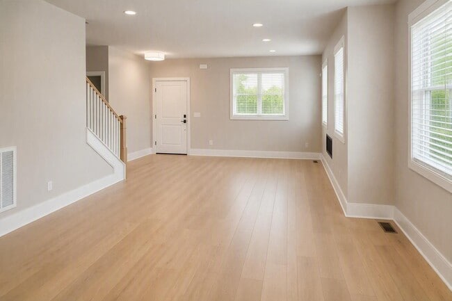 Building Photo - 1021 Cheatham Pl