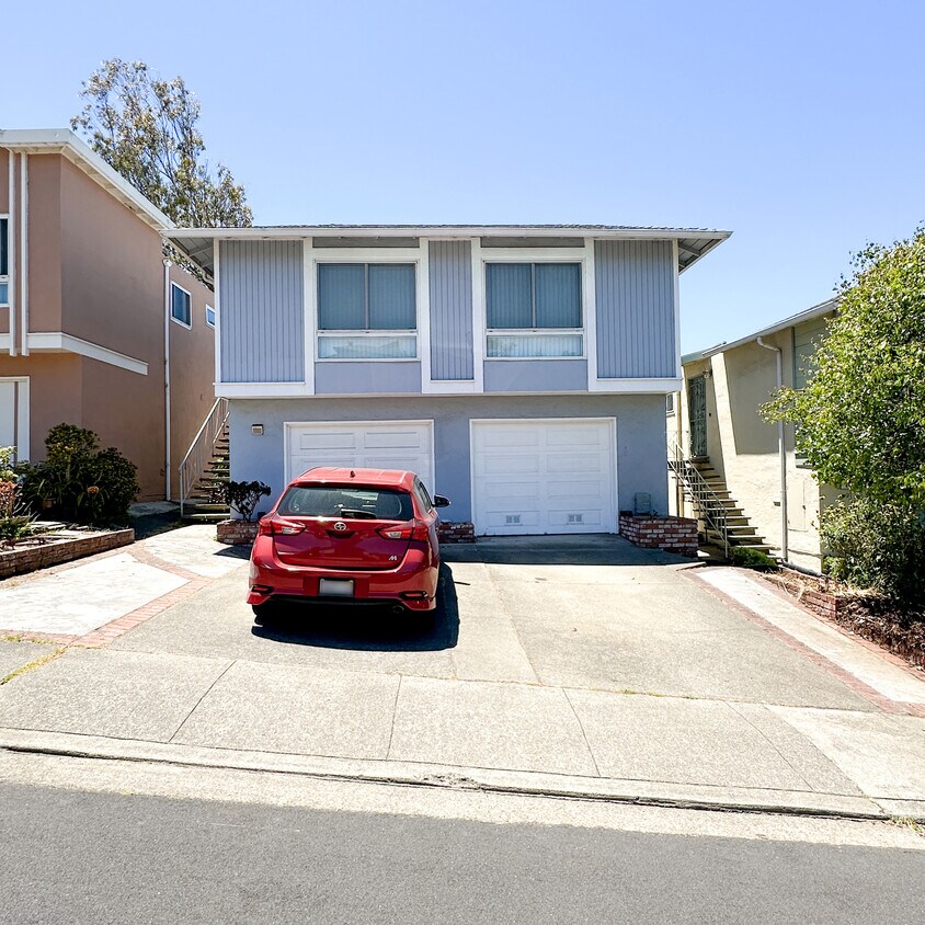 Primary Photo - 92 Simpson Dr